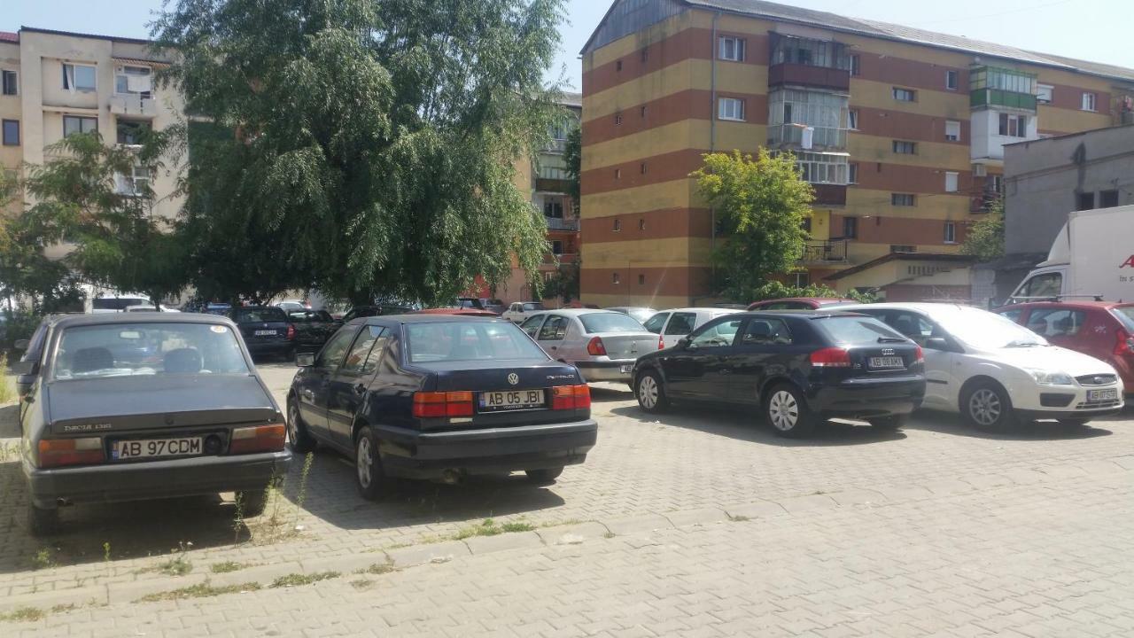 Sfanta Ecaterina - Garsoniera Alba Iulia Apartman Kültér fotó