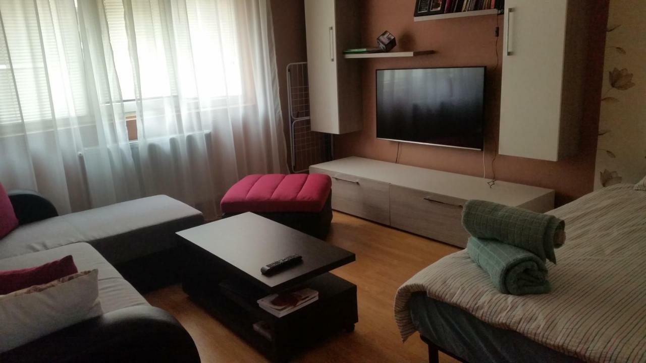 Sfanta Ecaterina - Garsoniera Alba Iulia Apartman Kültér fotó