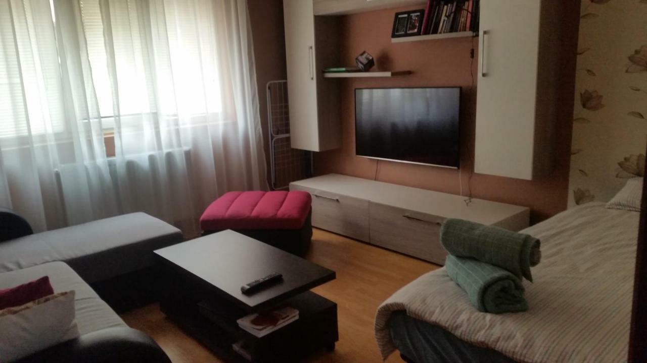 Sfanta Ecaterina - Garsoniera Alba Iulia Apartman Kültér fotó